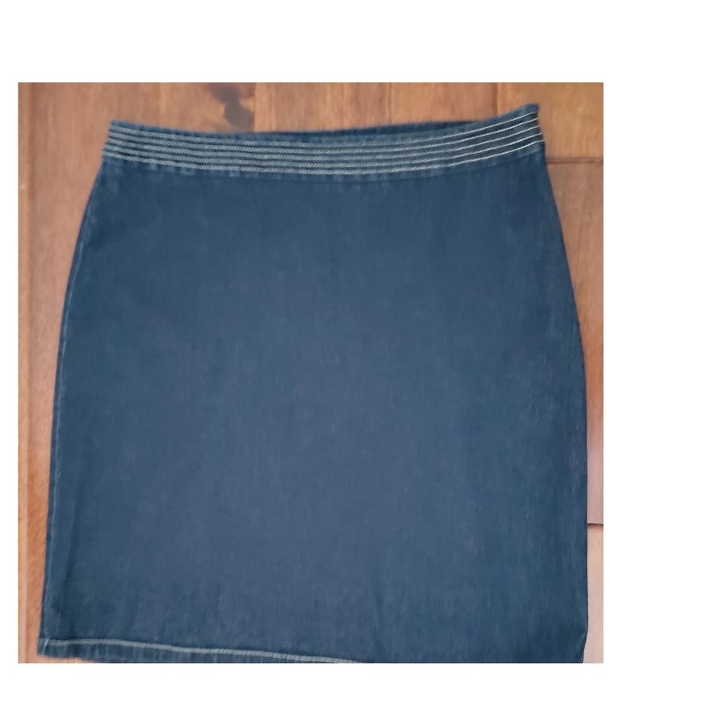 LOFT STRETCH DENIM PENCIL SKIRT Size 8
